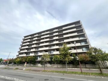 森林公園パークハウス西四番街C棟　2階