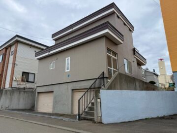 江別市大麻元町　5LDK　戸建